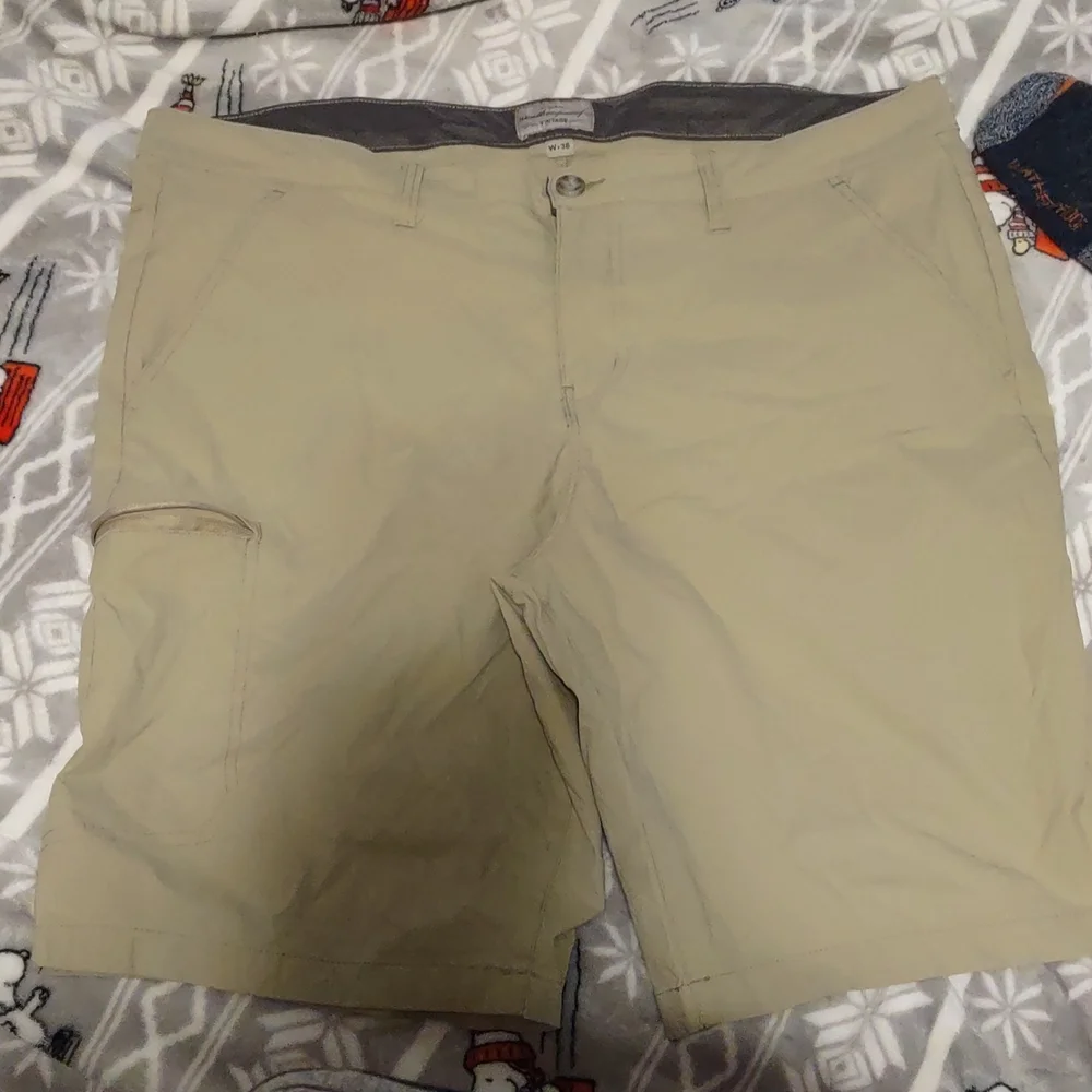 Bundle of men's shorts waist size 38. Men's. Weekend offers sales. - Picture 4 of 5